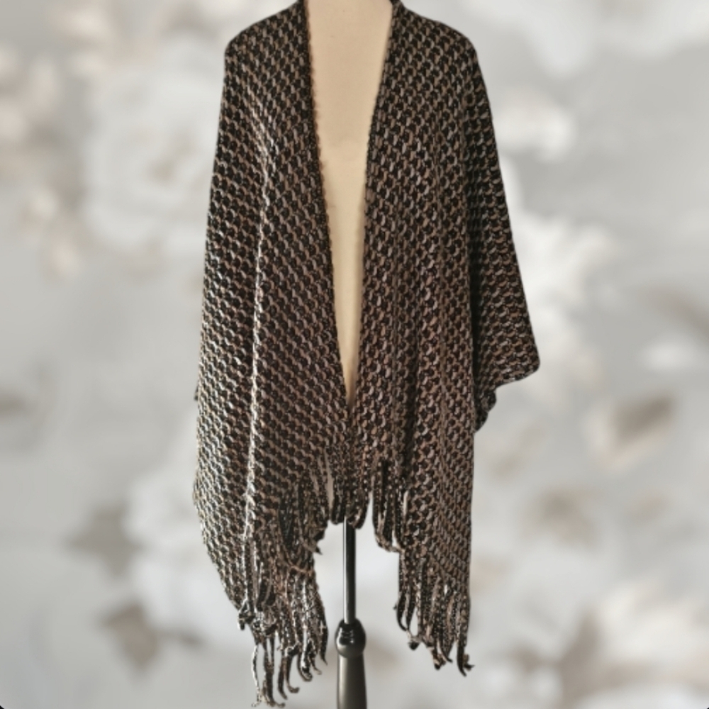 Zighilli Made in Italy Fringed Knit Wrap Cape Black Grey Beige OS Open To Offers